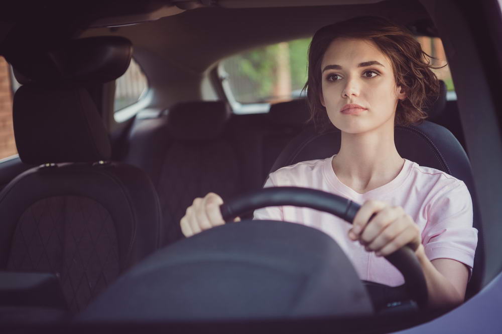 Jak bezpiecznie zakupić używany samochód?