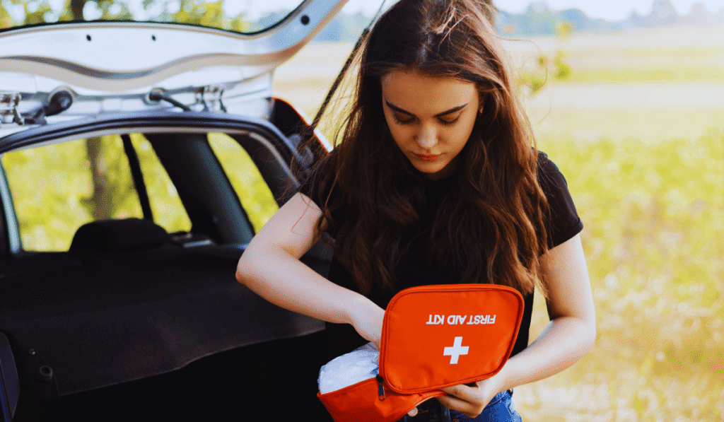 Czy apteczka w samochodzie jest obowiązkowa w 2026 roku?