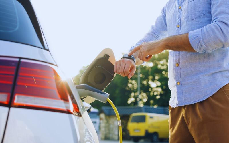 Ile czasu ładuje się samochód elektryczny?
