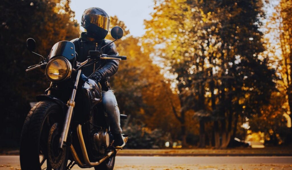 Kiedy kończy się sezon motocyklowy?